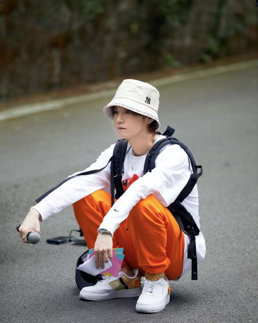 鹿晗很爷们,鹿晗挺爷们