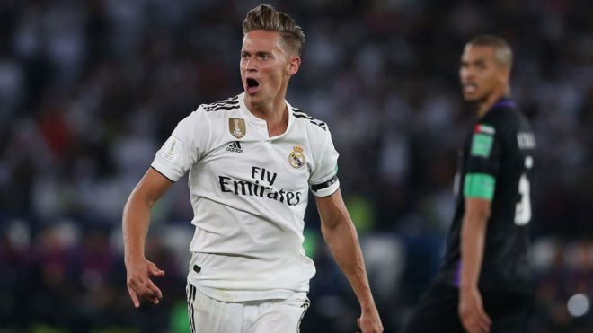 71场进1球！皇马“太子”铁树开花打进生涯首球，女友激动看哭