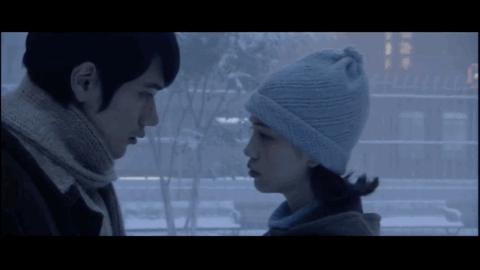 她是「挪威的森林」里的小绿，也是日本顶级女模，却不是日本人