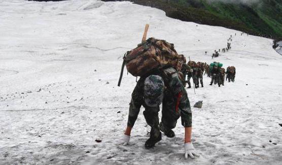 100张中国海防巡逻图,看哭了盘点中国军人的戳泪瞬间