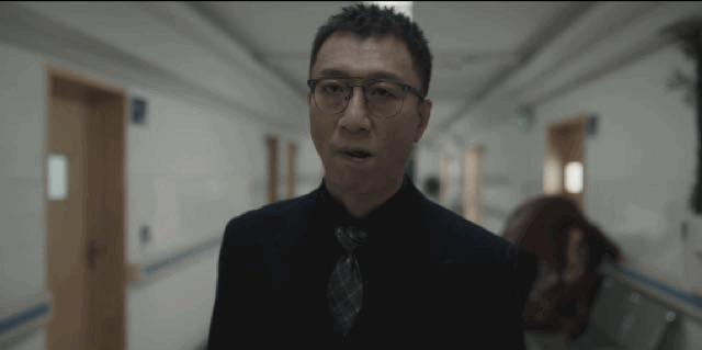 硬核扫黑，一秒上头；华强一笑，生死难料