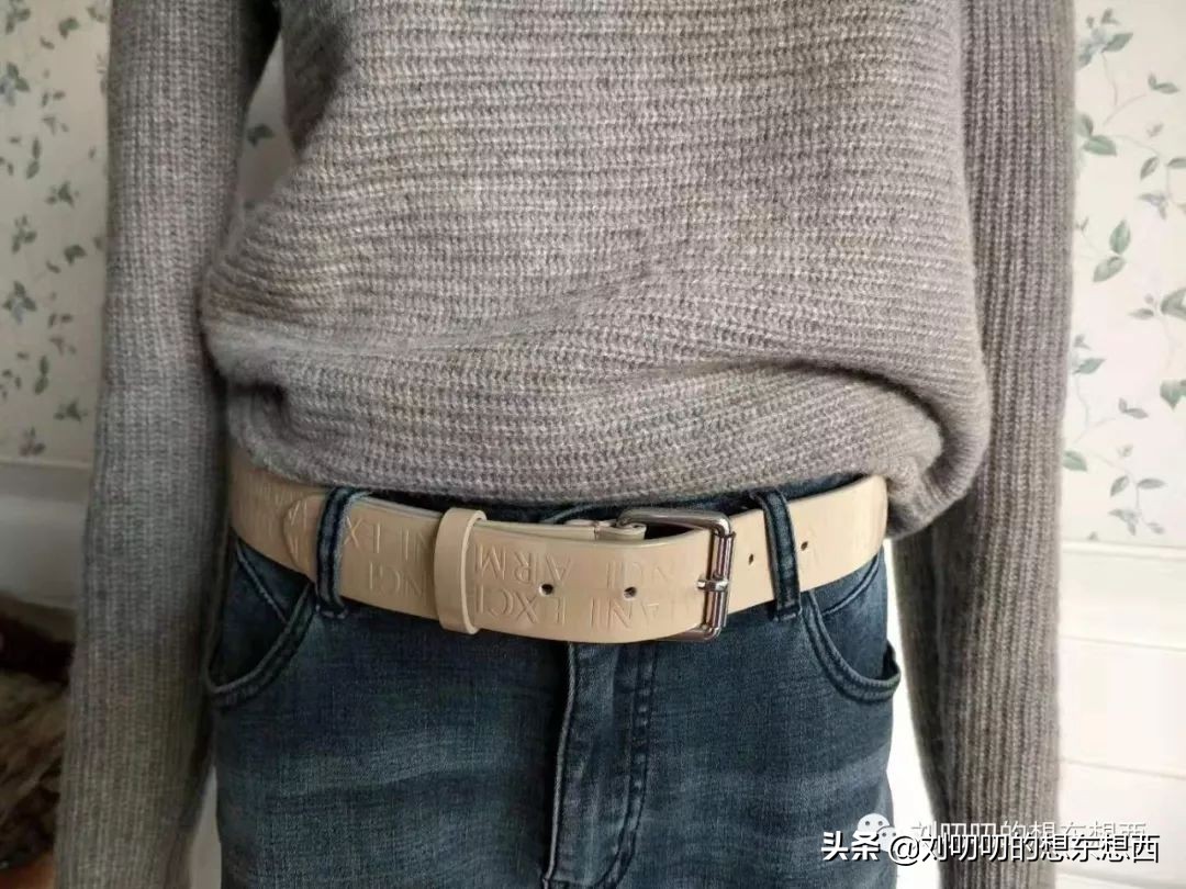 春季套头超薄羊绒衫搭配,夹克式羊绒外套怎么搭配