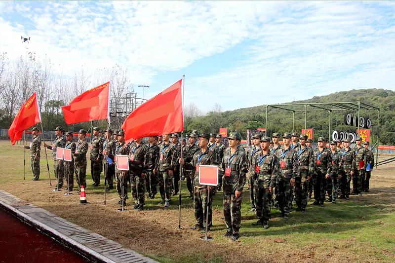 燃爆全场这场军体运动会血性十足,满屏热血军体运动会燃爆金秋