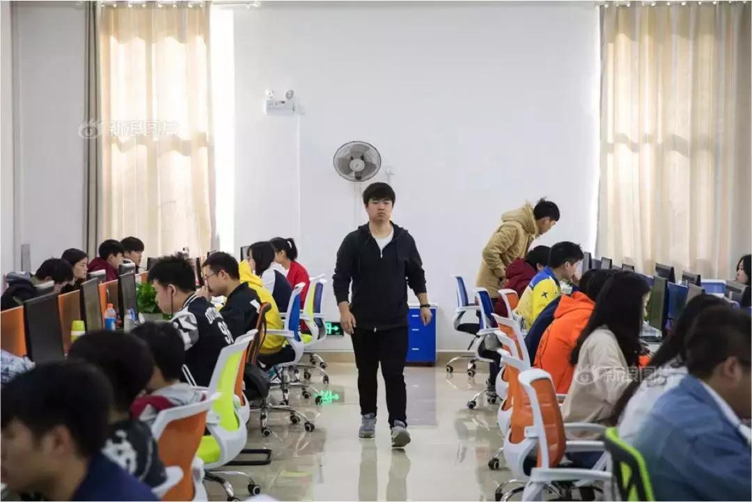 互联网改变面孔,互联网温暖的一面