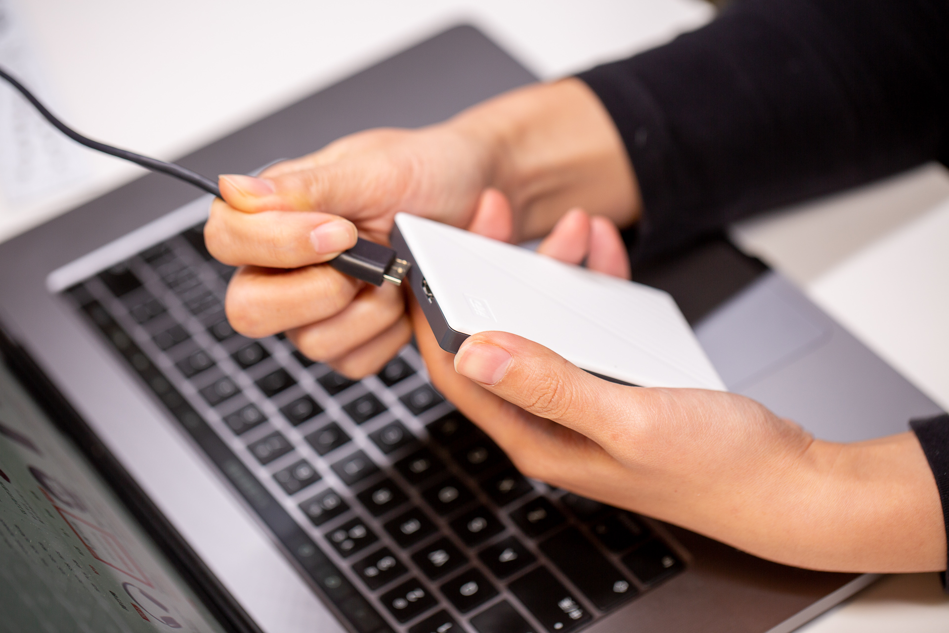 西数mypassport,西数mypassport2t随行版拆解