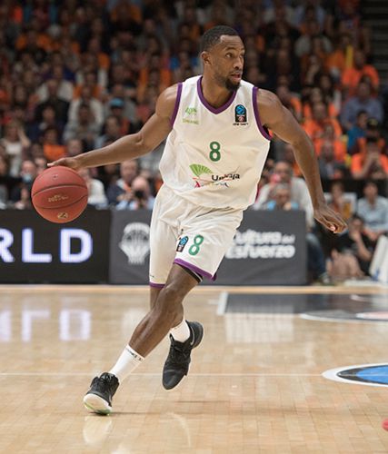 北控打算引进2024季大中锋外援吗,2023年北控男篮人员名单