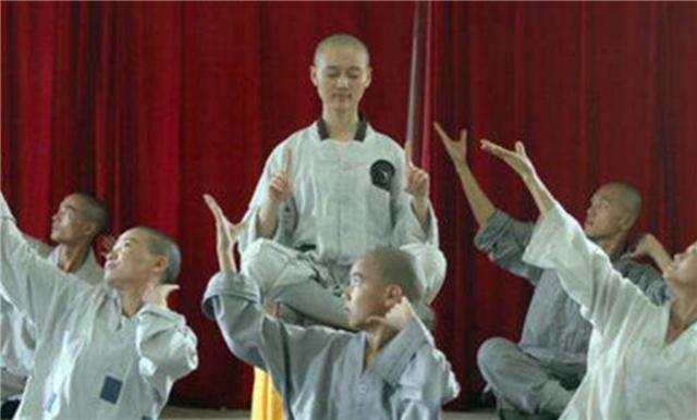 女学霸释正孝：因受佛祖托梦，毅然断发出家，31岁仍不想还俗