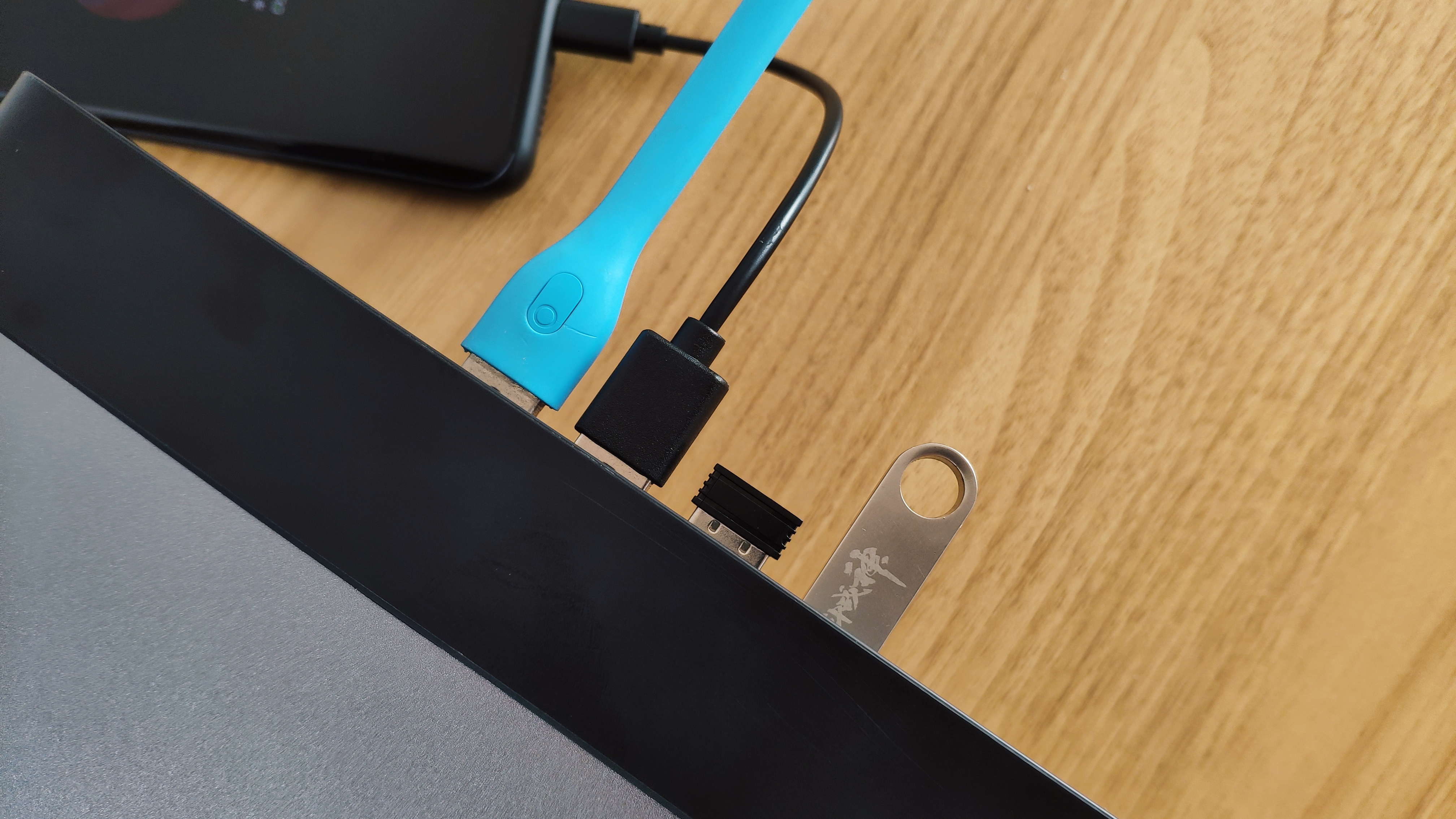 orico电脑屏幕增高架,电脑桌面整理添加格子