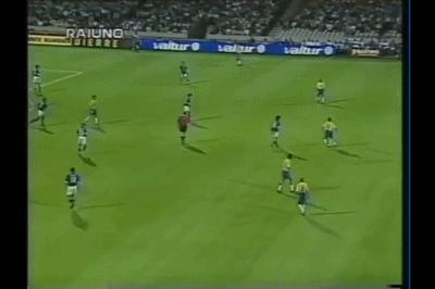 地球人大战外星人谁赢,足坛震撼人心的史诗级大战