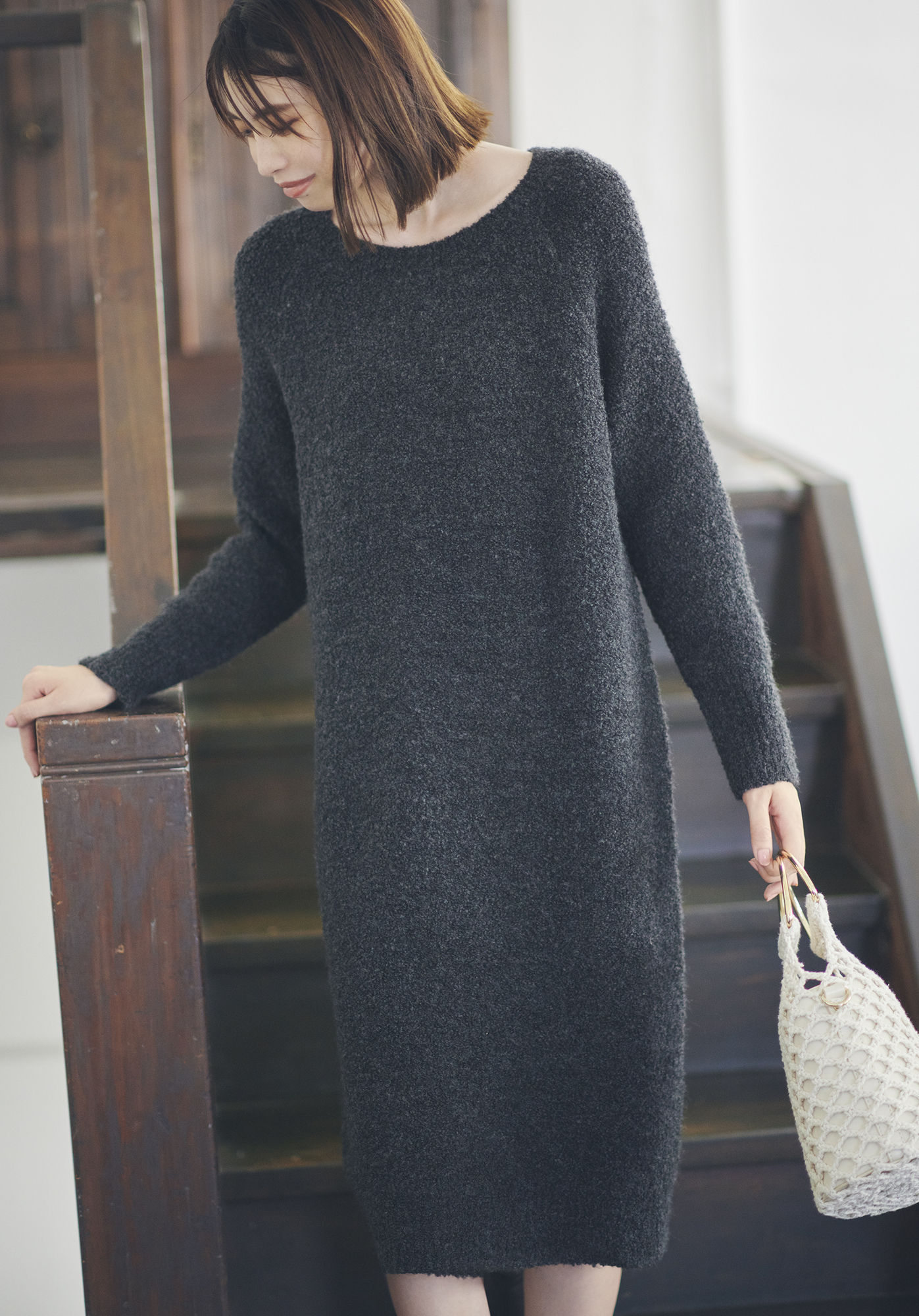 秋冬腰带款针织连衣裙紫色,针织连衣裙秋冬款穿搭图