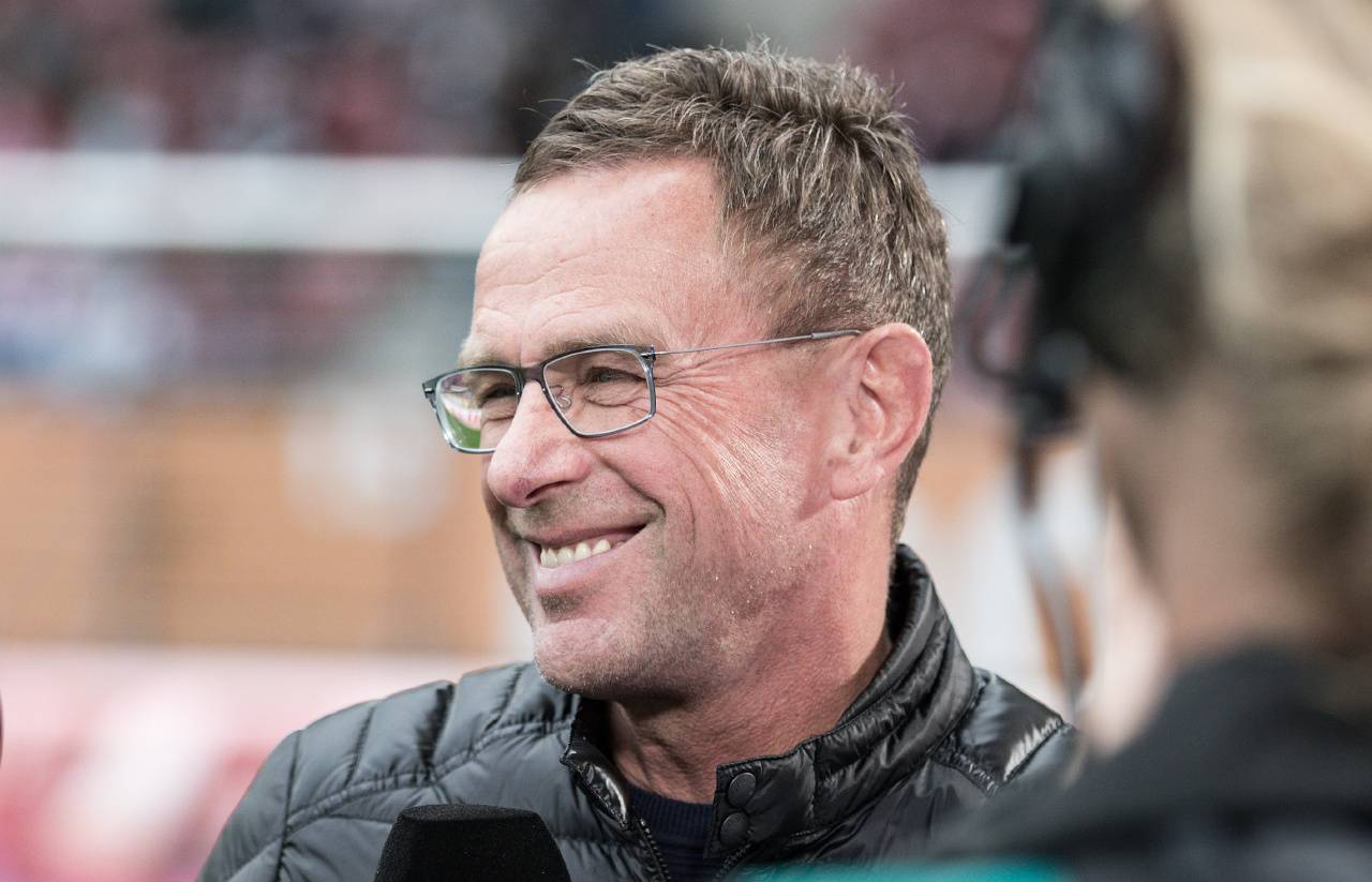 朗尼克回应与拜仁接触,朗尼克为什么经常喷拜仁