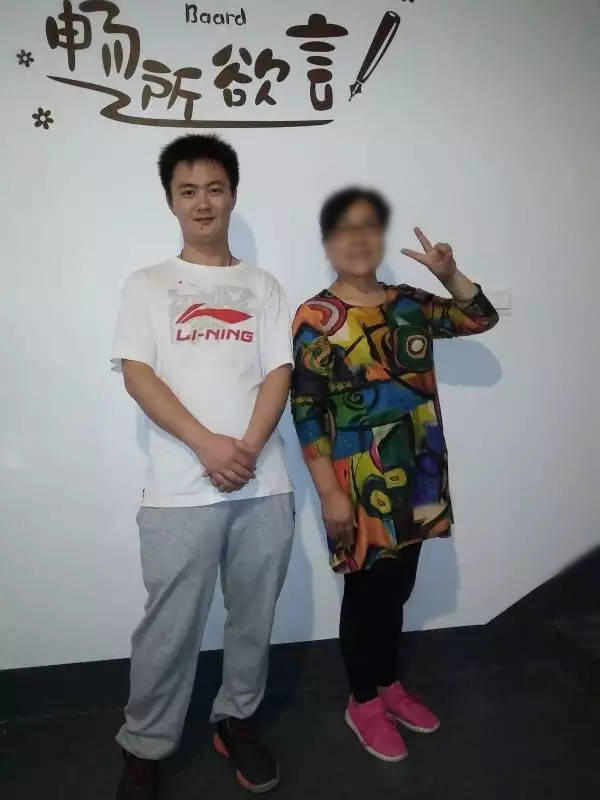 ktv装修一间二十平米包房多少钱,装修一个45平方的电音包房多少钱