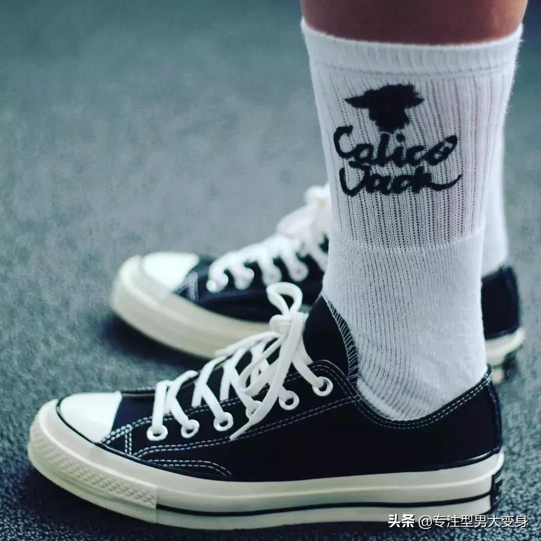 为什么别人穿匡威那么好看 (为什么别人的匡威比我穿的好看)
