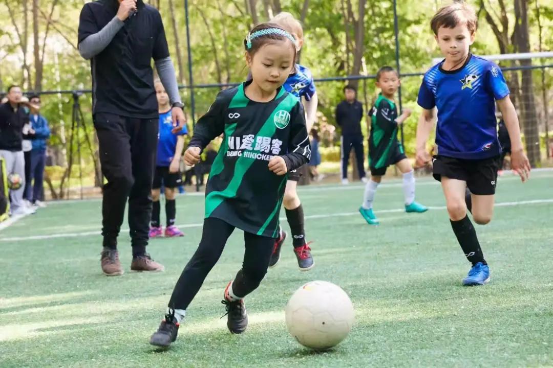 家长必读|每天踢球风吹日晒的，你还有个“女孩儿样”吗？