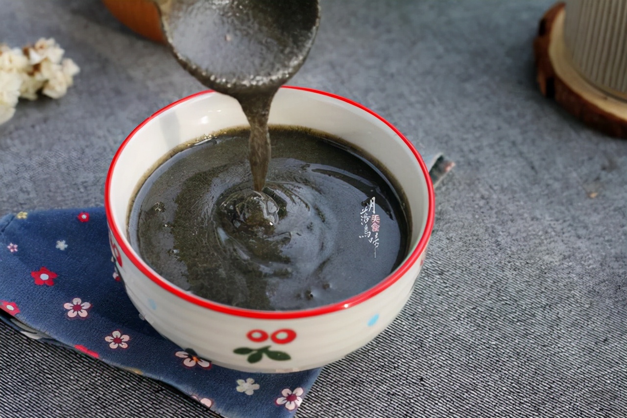 教你一招自制芝麻酱,想喝黑芝麻糊自己在家就可以做