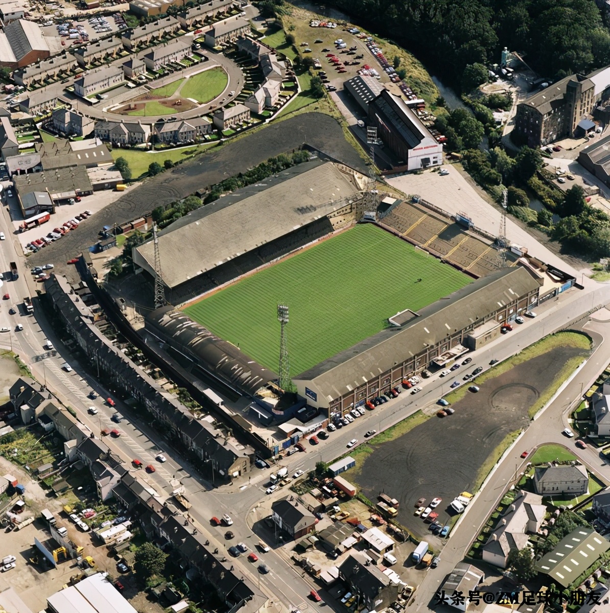 那些年难以忘记的球场,那些逝去的足球巨星