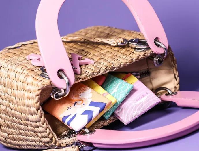 护舒宝液体姨妈巾如何使用,护舒宝的香型姨妈巾好用吗