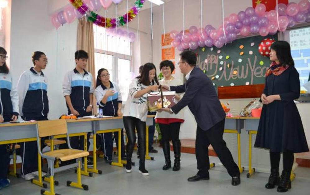 2020全景看高中|信息高级中学：双导师培养育英才