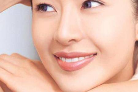 油性粉底液水性粉底液,油性皮肤适合什么牌子粉底液