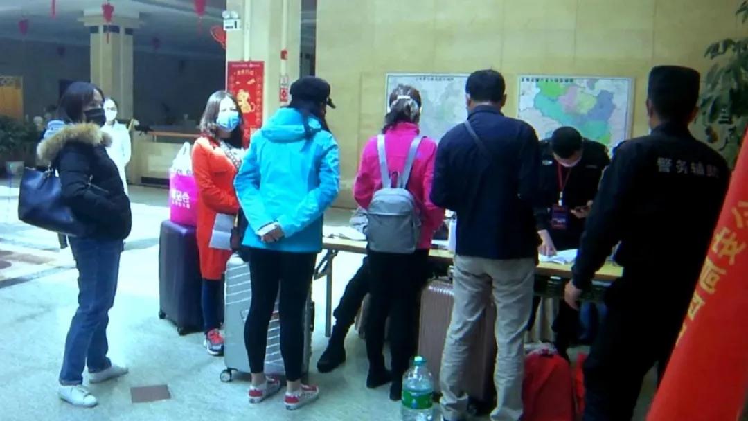 鍖绘姢浜哄憳闄嗙画鎾ょ,浜戝崡鎾ょ鍖诲姟浜哄憳