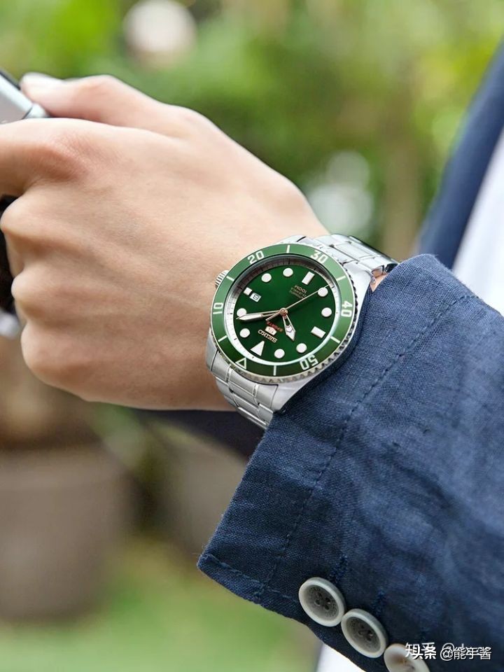 夏季有哪些实用又好看的男生配饰？（型男必看）