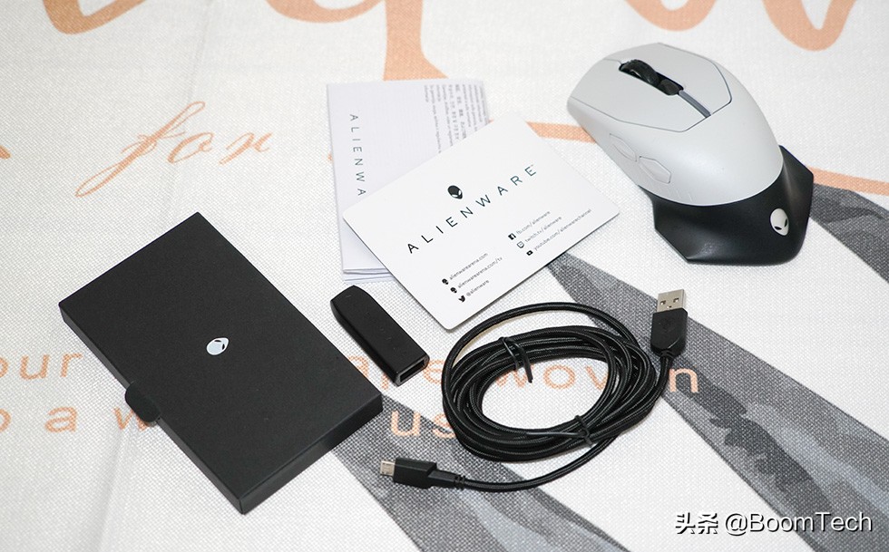 alienwareaw310m鼠标,alienware610鼠标背面