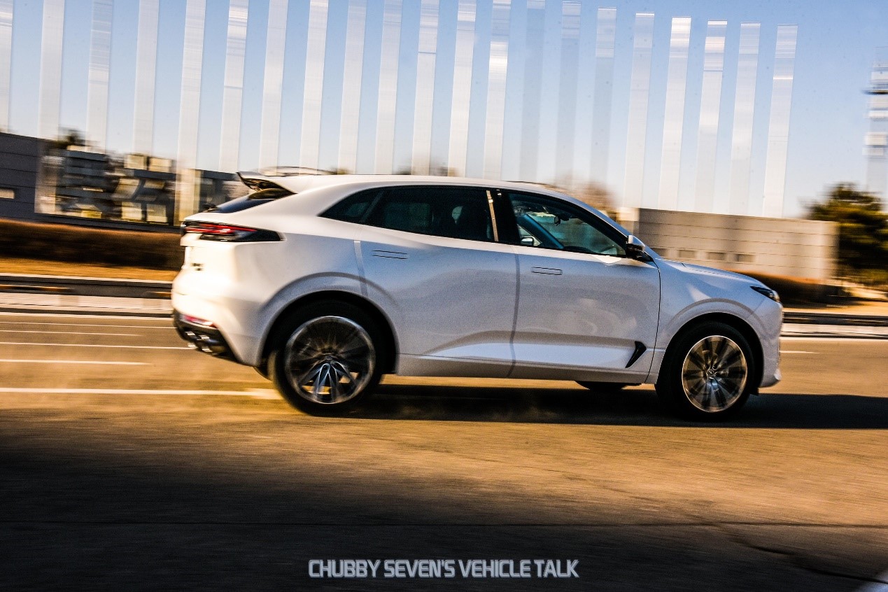 2024款长安uni-k试驾最新视频,试驾长安新uni-k实测最高时速