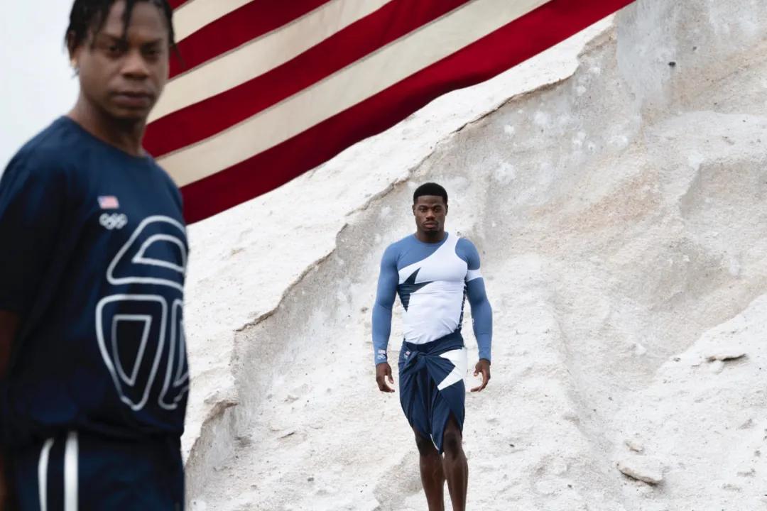 东京奥运会开幕式衣服,东京奥运会开幕式中国出场队服