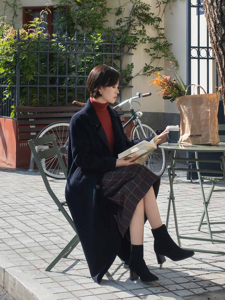 百搭神器马丁靴不只显高还显瘦,马丁靴穿不出气质