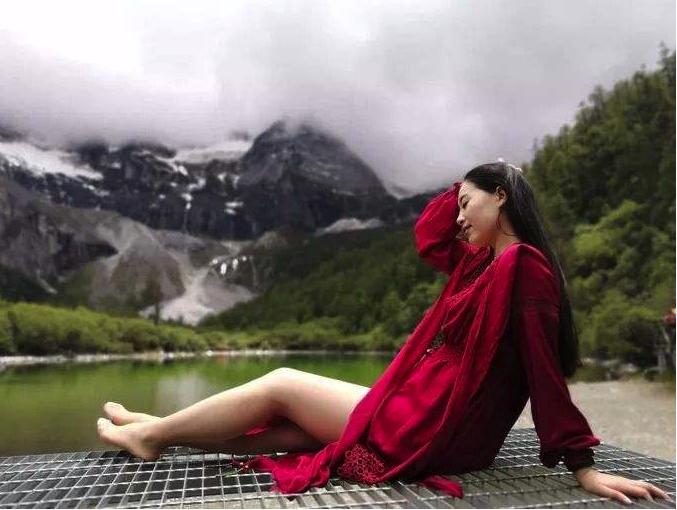 稻城亚丁旅游攻略带什么物资,稻城亚丁攻略需要带什么