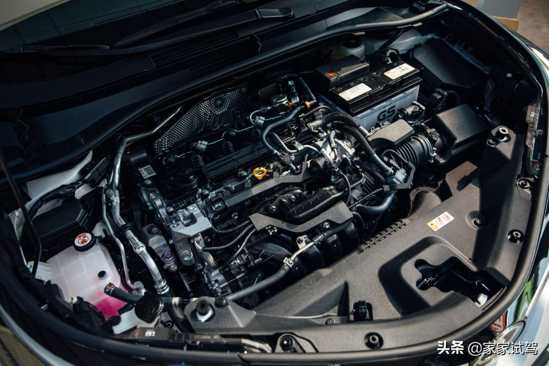 年轻人的第一辆suv选谁更合适,年轻人第一辆车推荐suv保值