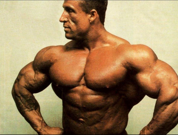 7位顶尖健美运动员，承认在健美生涯中使用过类固醇