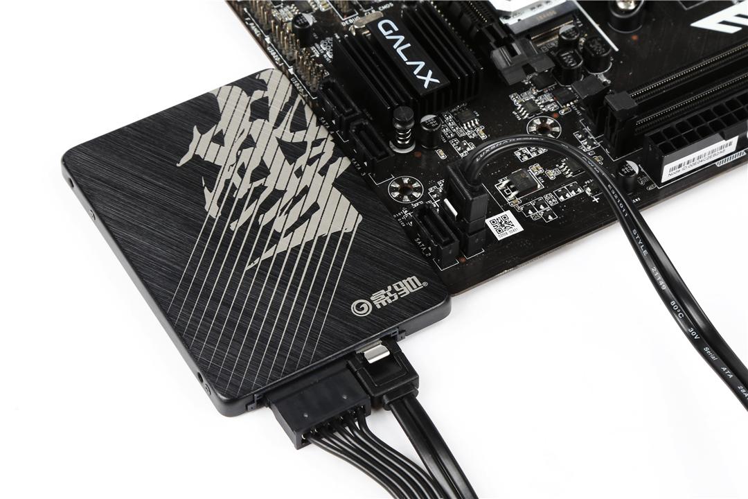 固态硬盘m.2接口跟sata区别在哪,sata固态硬盘和m.2固态硬盘哪个好