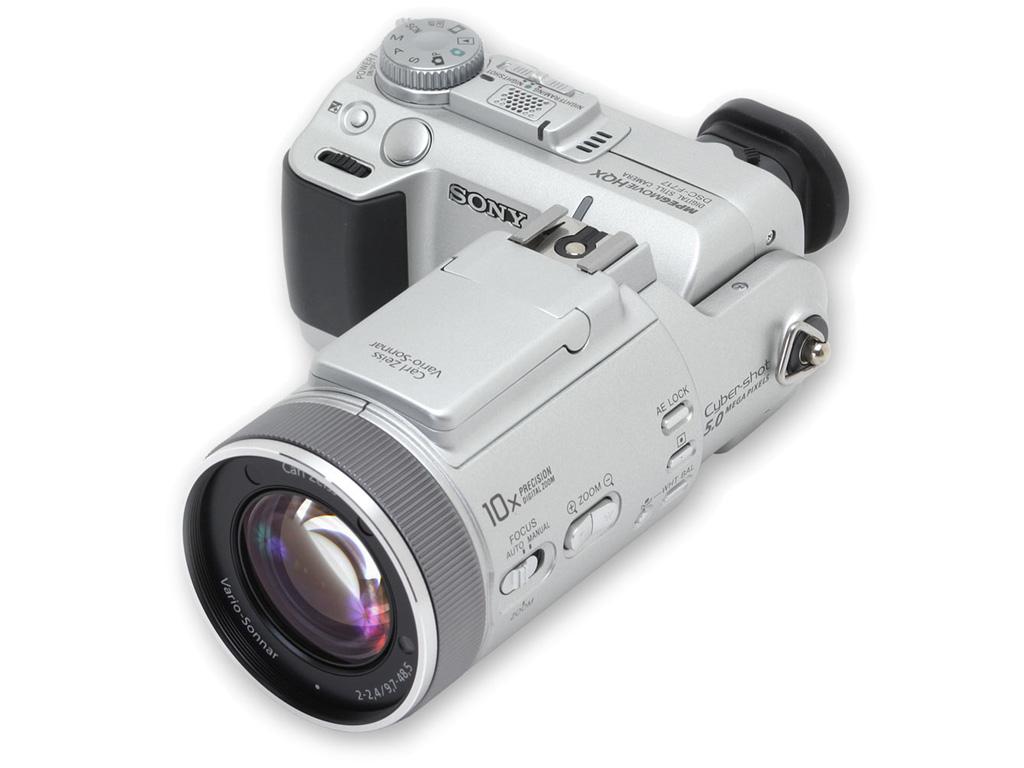 最好的数码相机是哪一款,16年的数码相机现在过时么