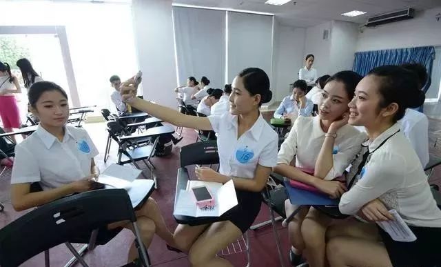 为什么保险公司一直在招人,为啥保险公司一直招人