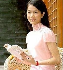 白岩松早期采访视频,白岩松25岁生活视频