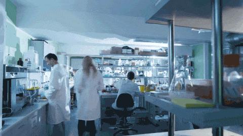 长黑头VS不长黑头差距这么大?精致女孩如何绕过黑头这道坎?