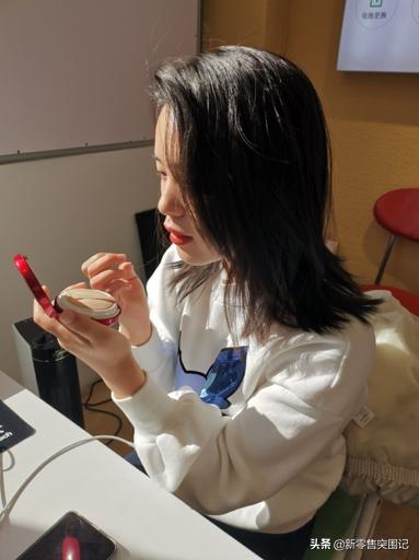 励志正能量女性博主,励志90后女生