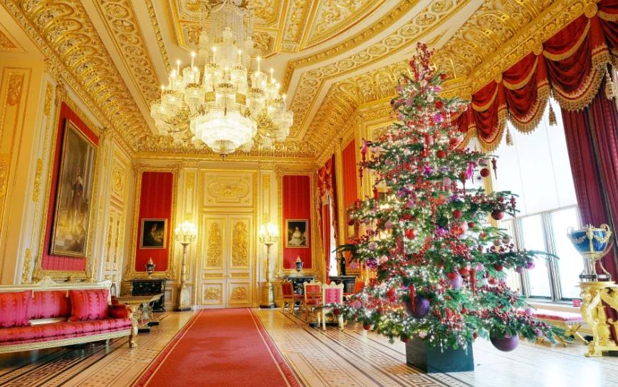 当王室成员打开大门在家里拍照时,我们才终可以一睹他们的豪宅