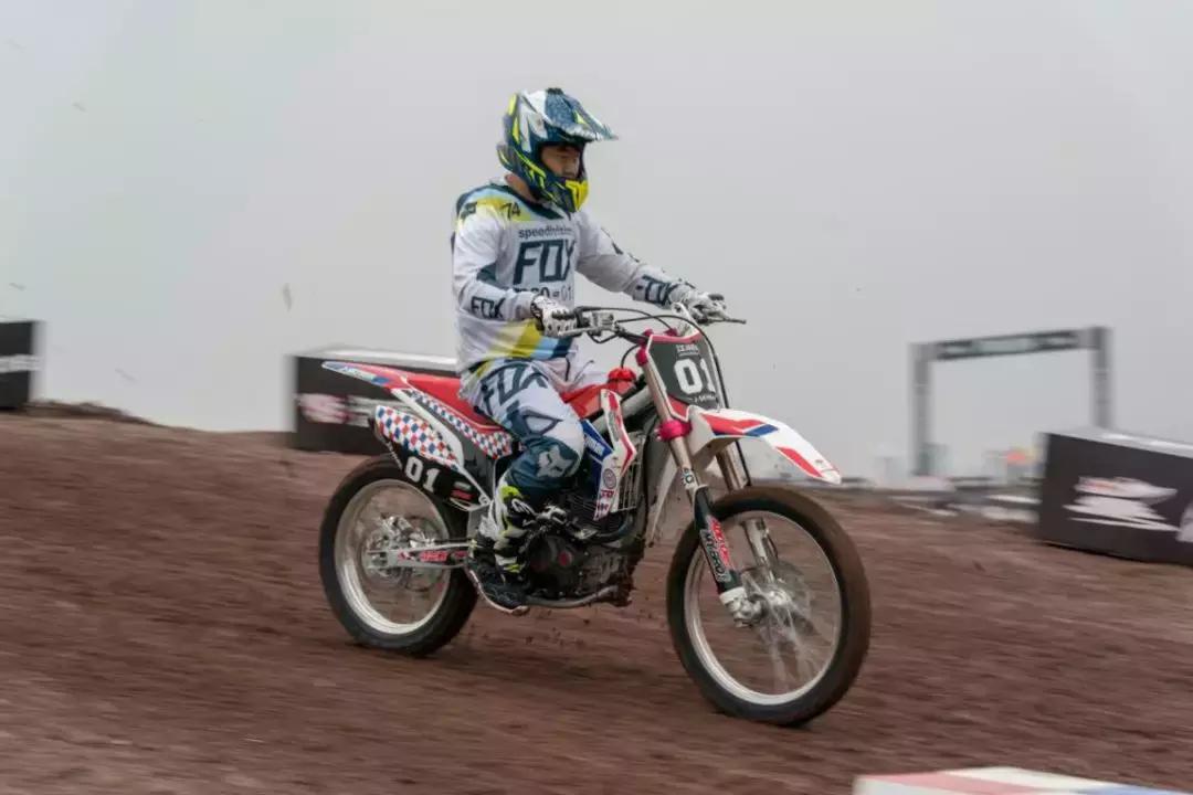 中国顶级越野摩托赛事,场面堪比kpl