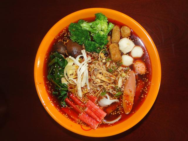 麻辣烫商用配方开店专用,正宗东北麻辣烫配方开店必用