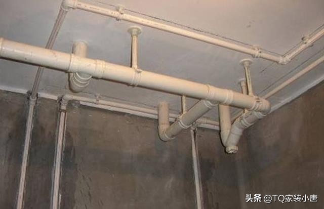 新房装修厕所水管安装,装修水管安装多少钱一米