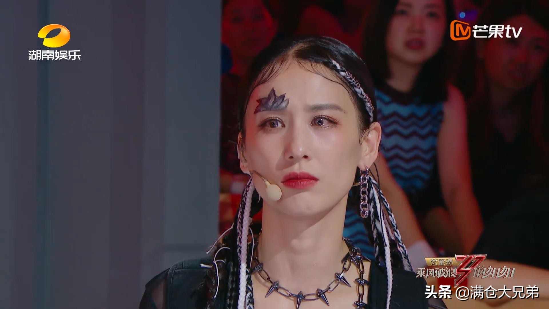 “浪姐”点球决胜：宁静踢向中路，王霏霏射进死角