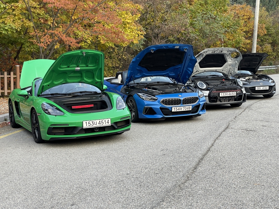 四款最具魅力的敞篷车推荐,最受欢迎的硬顶敞篷车有哪些