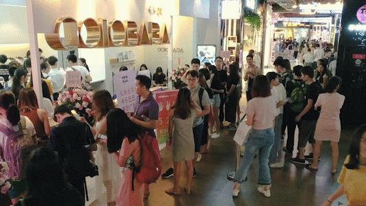 天津人排队排疯了的卡乐巴巴，就想给你点颜色看看~