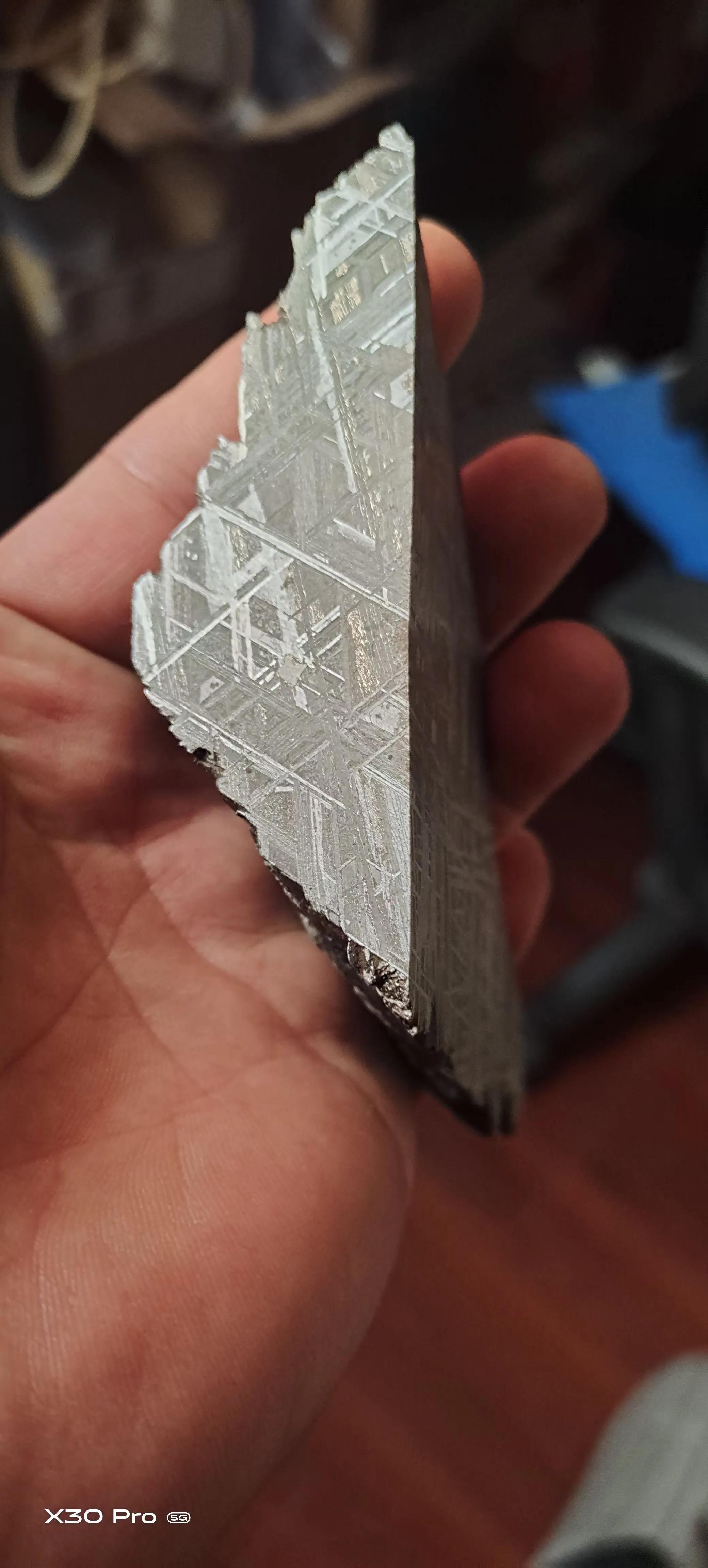 有上门收藏陨石家吗,最近陨石收藏很热门