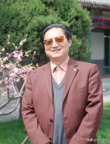 80个硬笔书法欣赏,现代80位书法名家作品欣赏