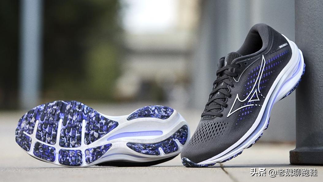 亚瑟士与美津浓40码,亚瑟士美津浓是一个级别的吗