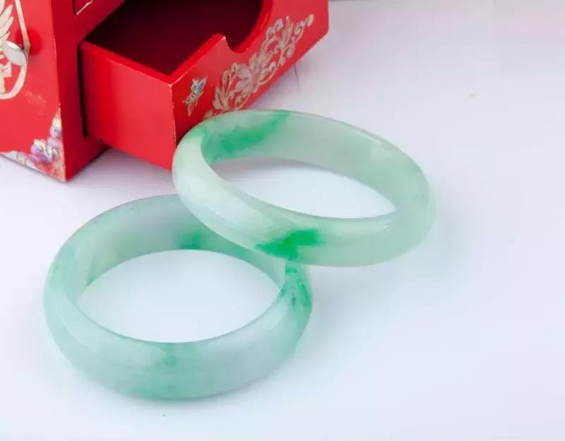 碧罗珠宝国人传家礼