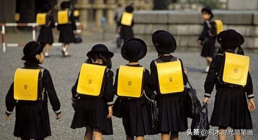 揭秘日本小学生书包，原来真是贵得有道理！